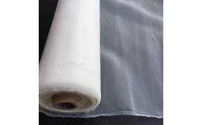 Sieta audums 93 mikroni. Art. 70 пa 50. Platums 122cm. Cena norādīta ar PVN (21%) par tekošo metru. Bezmaksas piegāde (Omniva)!