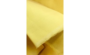 Aramīda šķiedras audums. Blīvums 280g/m². Platums 150cm. 