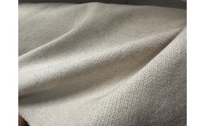 Audums art.16C102, blīvums 223 g/m2, platums 155 cm, 67% kokvilna un 33% poliesters