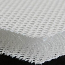 3D poliestera siets 20mm, balts. Pl. 220cm, bl. 1200g/m². Rullis 10m