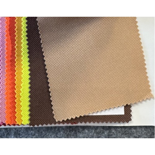 Oxford Polyester Stoff, Breite 160 cm, Dichte 200 g/m², Farbe: Light Coffee. Polyester 100%. Preis inkl. MwSt.per Rolle (10 laufenden Meter)