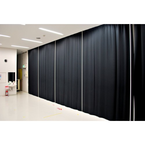 Molton acoustic fabric, black. 300 g/m². 300 cm wide. DIN 4102 / B1