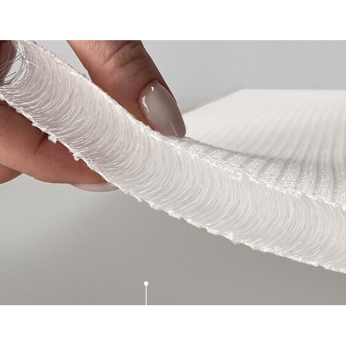 3D poliestera siets 20mm, balts. Pl. 220cm, bl. 1200g/m². Rullis 10m