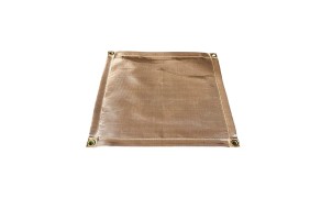 Metināšanas sega, stiklašķiedras 0,6 mm, 650 g/m2, 2 x 2 m.