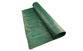 Agrotekstilė P-100, svoris 100g/m2, 1,10 m x 100 m (110m2). Kaina už m2 - 0,68 EUR su PVM