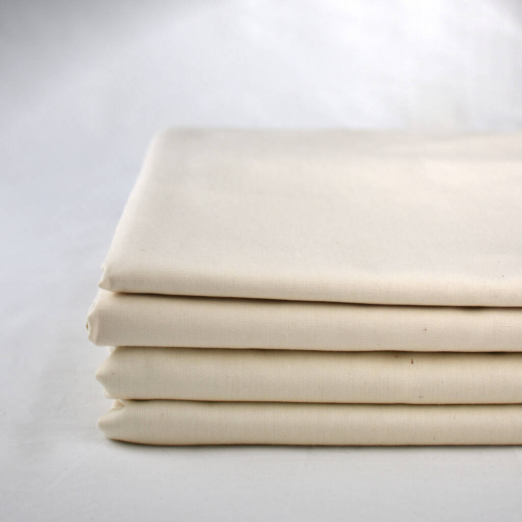 Brezenta Audums "Kanvas", pl.154 cm, bl. 350 g/m2,100 % kokvilna. Cena norādīta par rulli 10m ar PVN. Bezmaksas piegāde