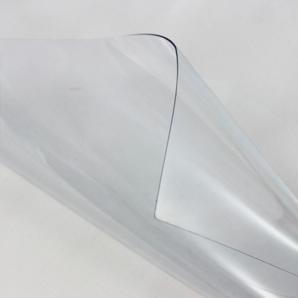 Caurspīdīga PVC plēve 0.5mm, bl.625g/m², pl.140cm. Cena ar PVN par rulli 42m2