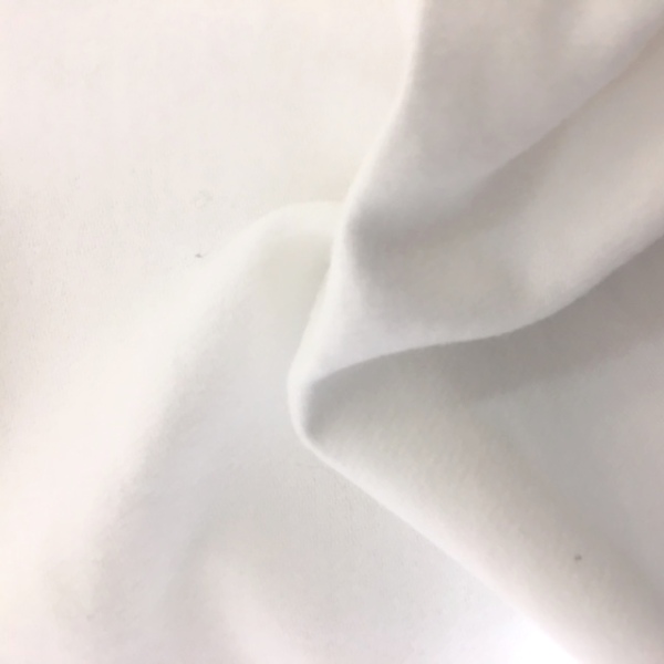 Stage Molton- White. 100% cotton. Weight 165 g/m². Width 300 cm. DIN 4102 / B1