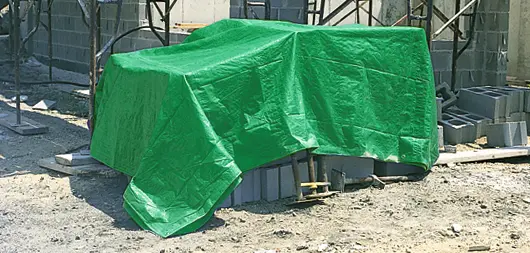 Tents 2x3m, bl.70 g/m². Cena norādīta ar PVN par gab. Bezmaksas piegāde (Omniva)!